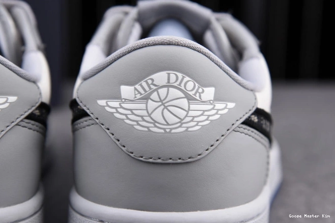 OG CN8607-002 X DR (DR JORDAN 1 LOW box) shoe 0808